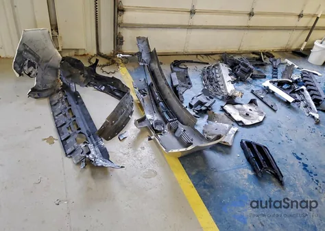 2020 Toyota Tacoma Double Cab z USA, uszkodzony, nr VIN 3TMCZ5AN4LM332924